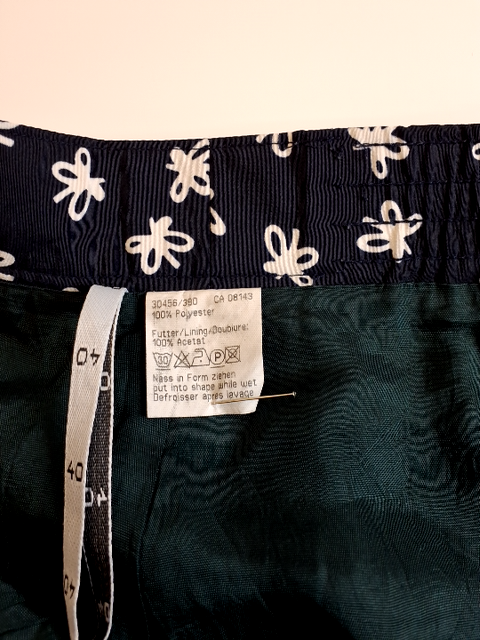 Lucia Bluse og nederdel.